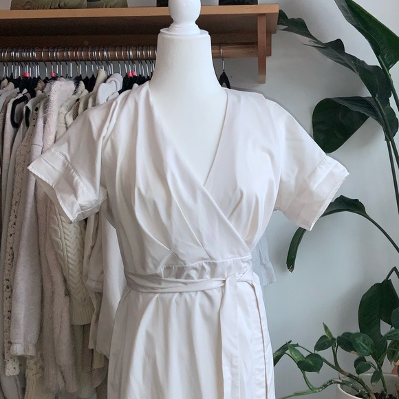 Kit and Ace Cream Wrap Robe - Picture 2 of 2